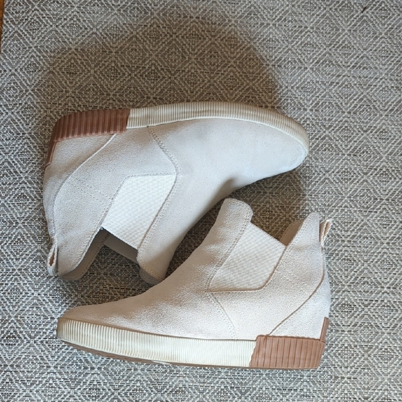 Sorel Out N About Slip-On Wedge Shoe Light - Cream Suede Heeled Ankle Bootie - Picture 7 of 8
